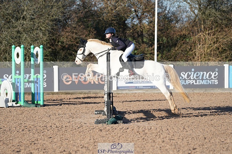 251130-104204-00967 - Cls 4 Pony Brit Nov & 80cm Open