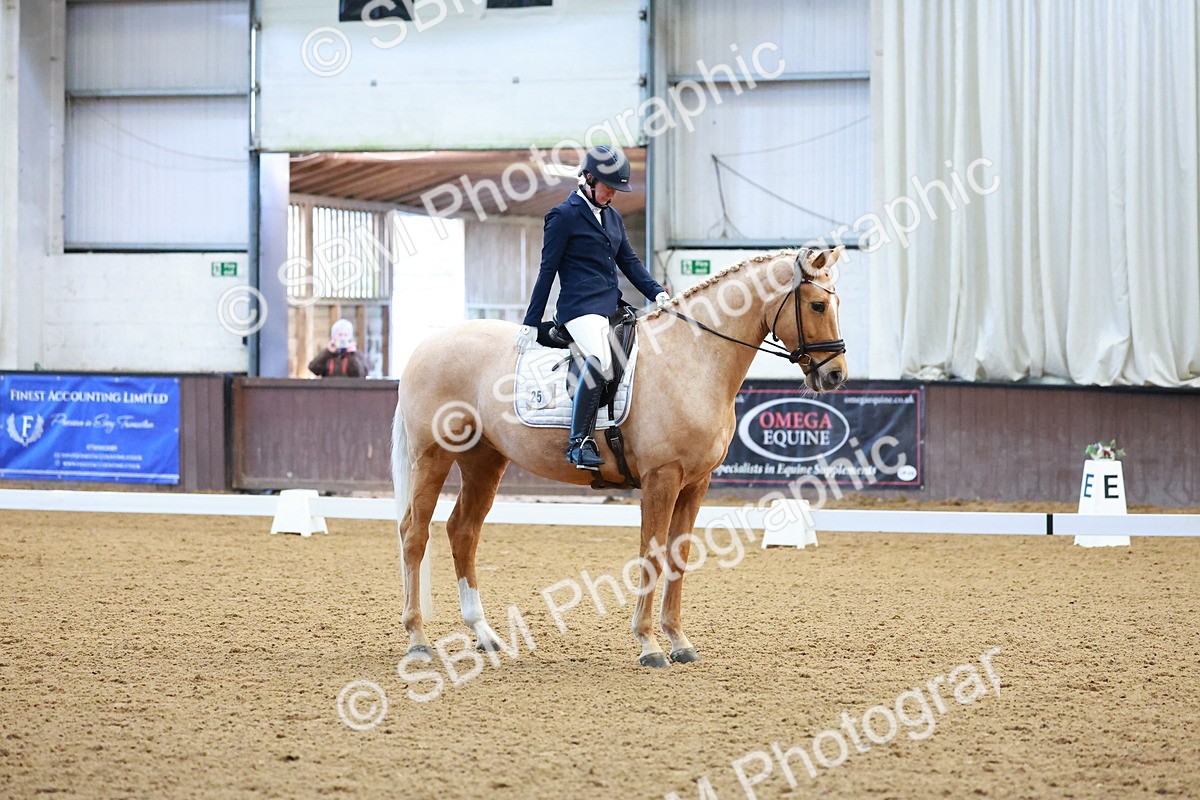 SBM_001174 - Class 18-15-16-22 - Elementary 5 Novice 5-Novice 6
