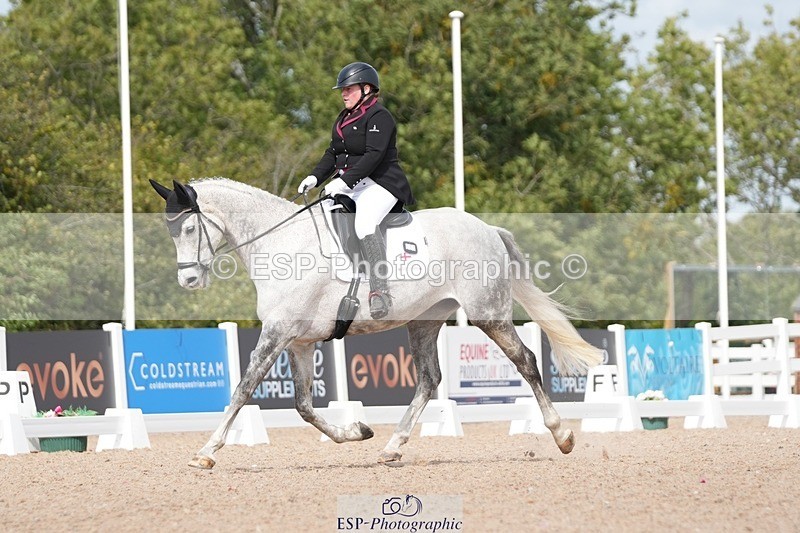 250906-124640-02453 - 071-Emma.ChapmanRoyal.Achiever