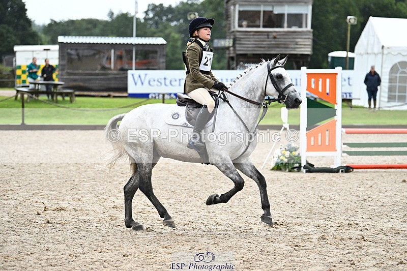 240824X-094203-23321 - 70cm Round 2 9.30 to 10.30