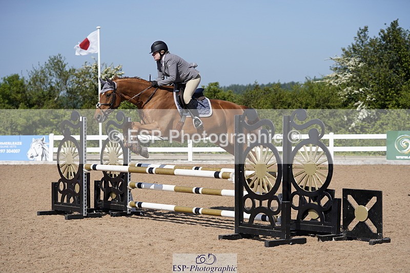 230527A-100212-03508 - Cls 19 British Novice & 90cm Open