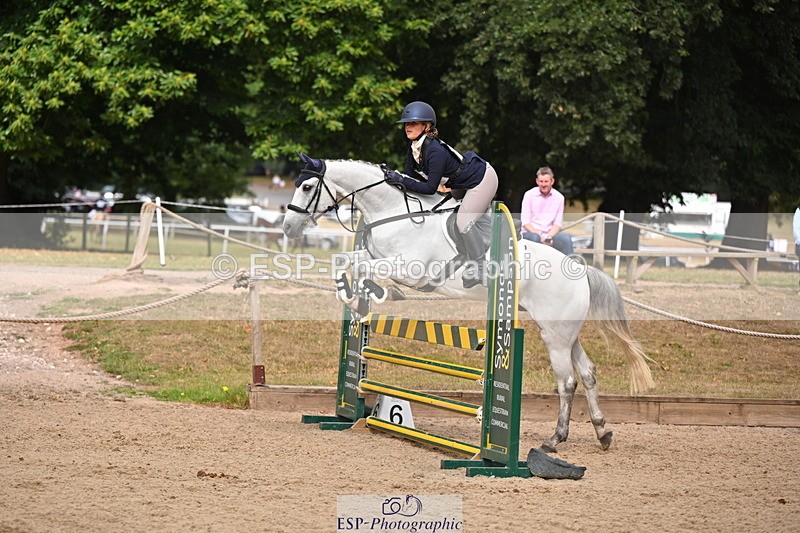 250802A-100816-00411 - A-011-Milly.Meza-Bradford-HAZELROCK.SYMPHONY