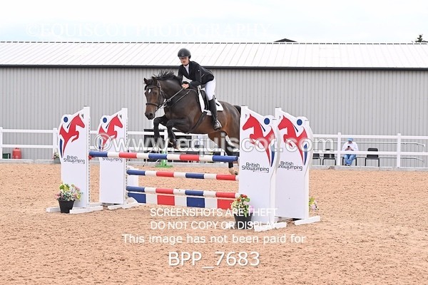BPP_7683 - CLASS 16 FRI GFS Saddles Senior Newcomers/1.10m Open