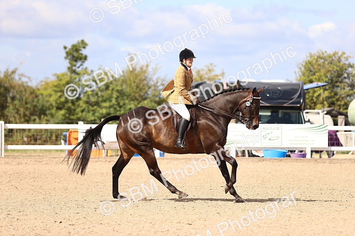 SBM_12922 - Class 410 - Grassroots Ridden - Horse