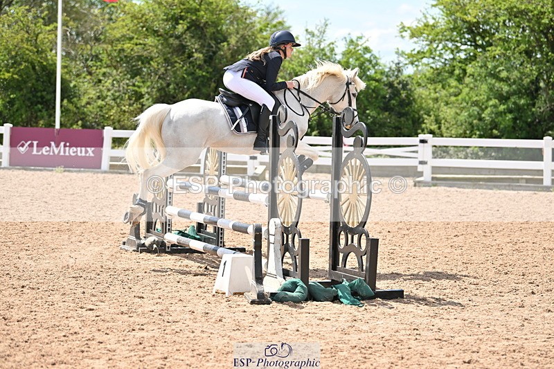 240504A-141258-02159 - Cls 20 & 21 Club & Schools 1m