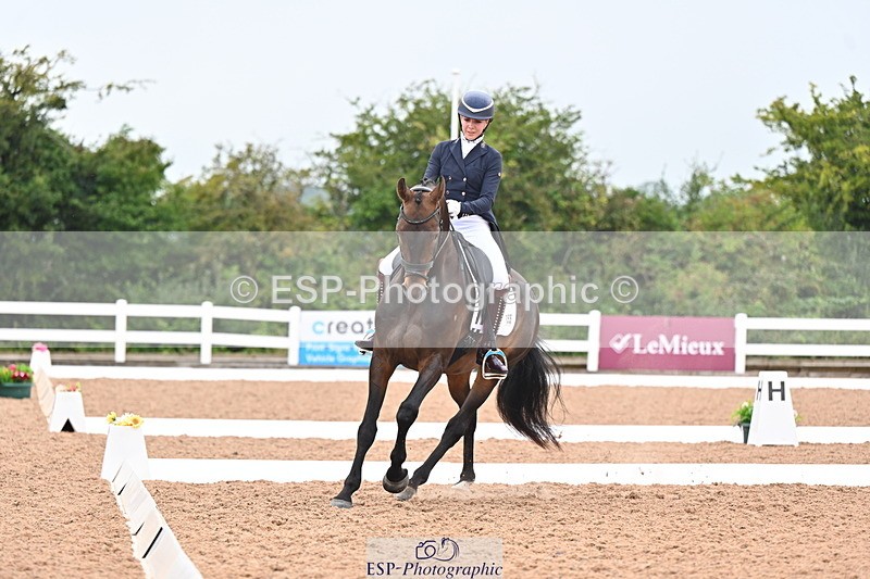 240815A-142557-01883 - 155-Florence.Human-Fulgencio