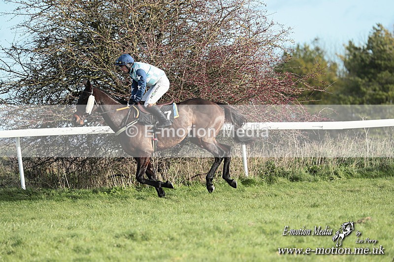 PtP 301125  0255 - Hursley Hambledon Point-to-Point Larkhill Racecourse 30/12/2025
