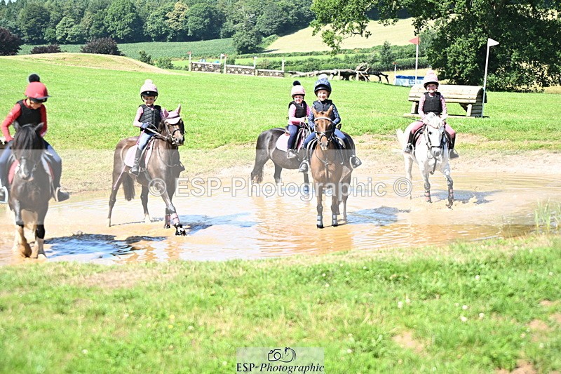 240729B-150425-03107 - Abbie's Group XC