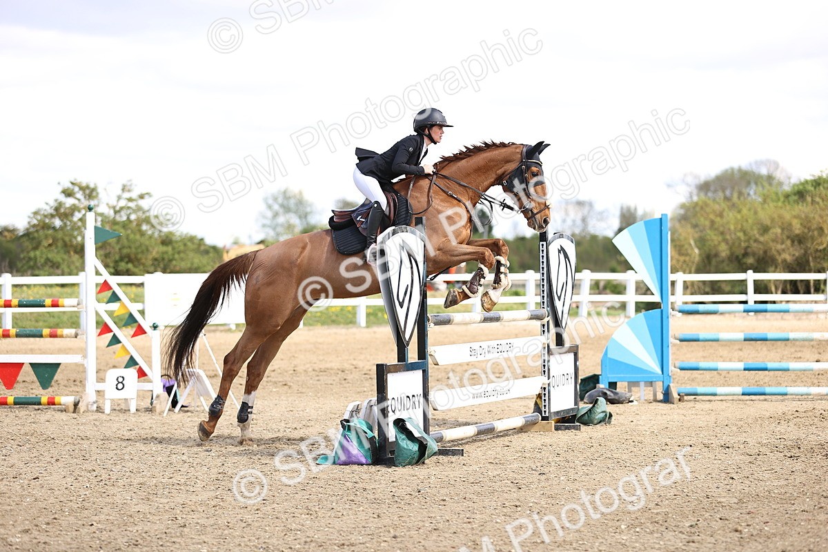 SBM_004300 - Class 17 - Senior Newcomers - 1.10m