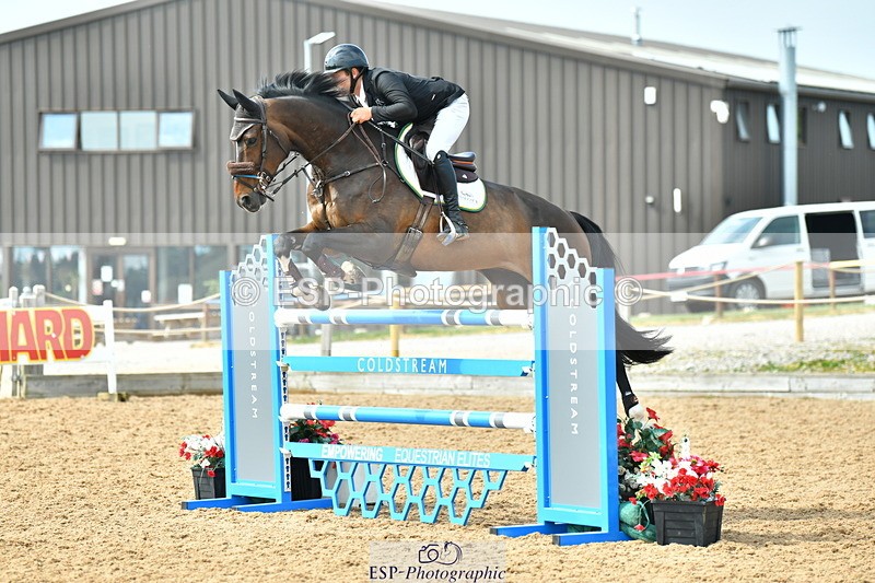 230609A-161103-01682 - Cls 6 National 1.40m