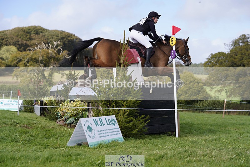 241025-122846-07945 - 102-Holly.Morris-ROYALE.LOUIS