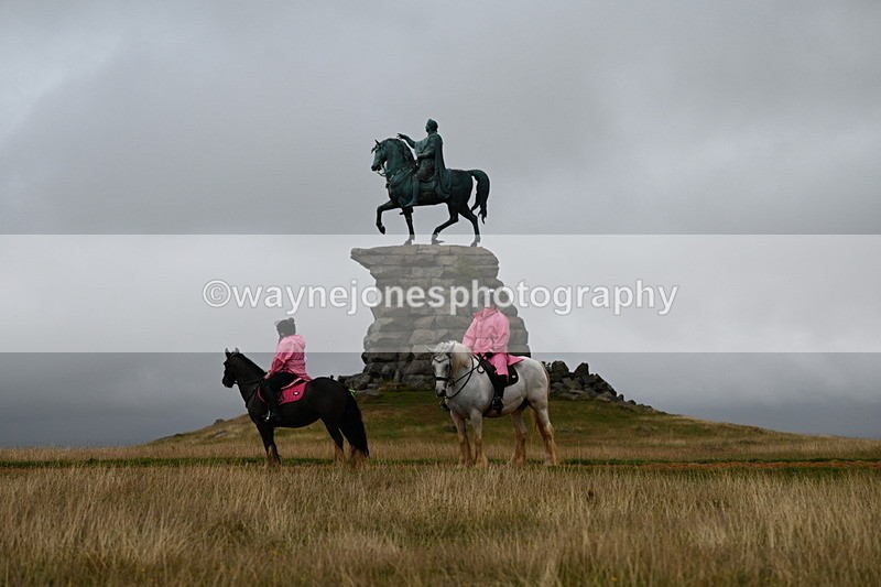 DSC_1832 - Time at Statue 12:13 to 12:32