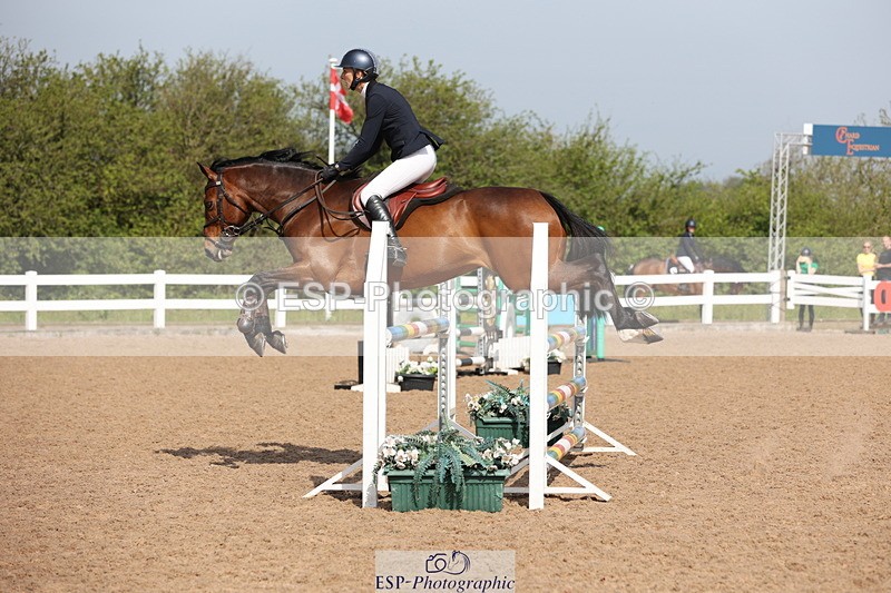 240510A-101425-05636 - Cls 14 Discovery and 1m Open