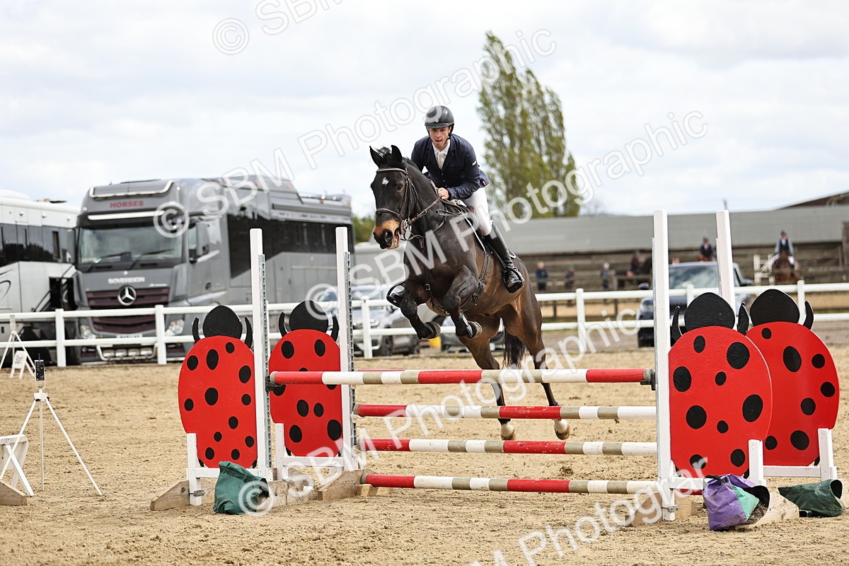 SBM_000983 - Class 3 - Senior Discovery - 1.00m