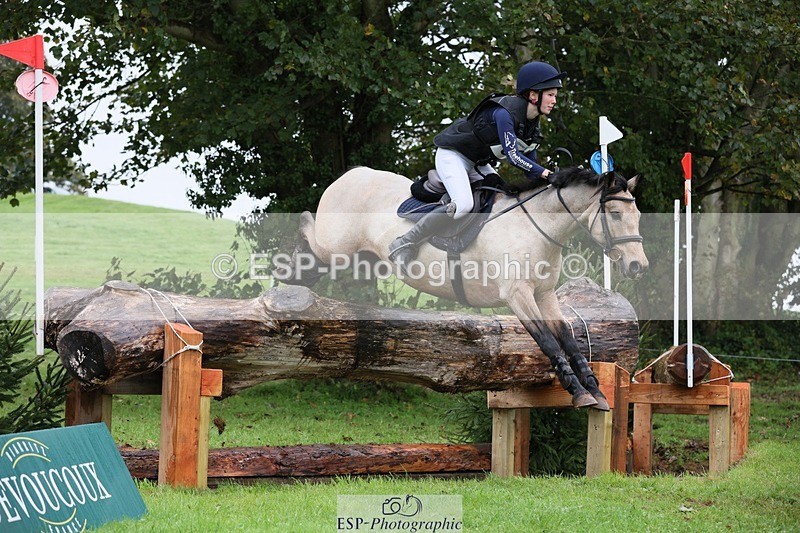 231021-111858-15723 - 661-MYSHALL.ROBBY-Poppy.Turriff-SC+XC