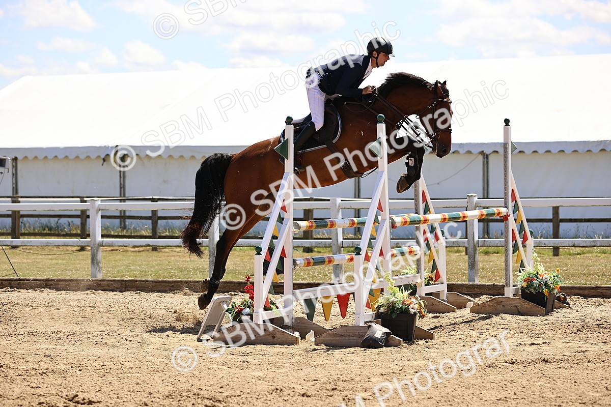 SBM_014800 - Class 15 - Senior Newcomers - 1.10m Open