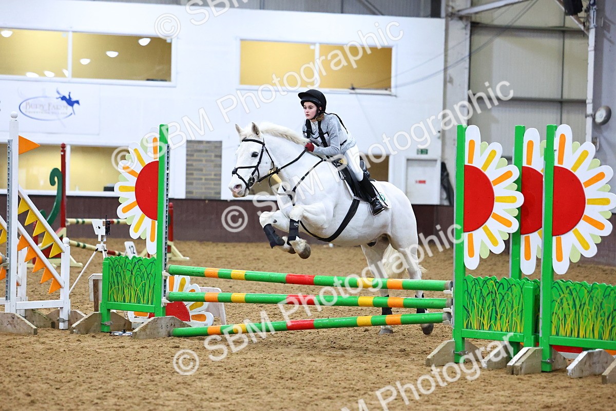 SBM_001978 - Class 4 - Festive Fences - 70cm