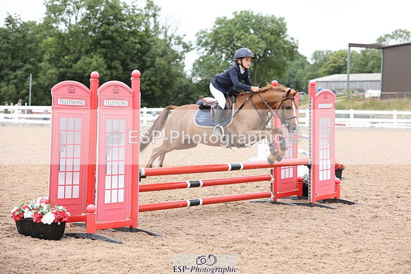 240630A-175937-16250 - Cls 28 Stepping Stones 128cm + 138cm