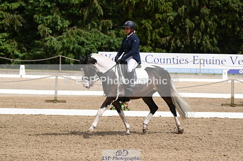 250720A-144430-11919 - 164-Dominique.Kinnaird-Perry-Pallas.Vanquish