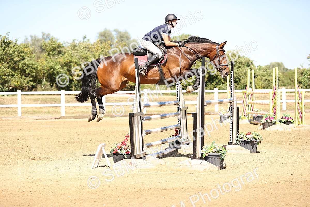 SBM_015078 - Class 16 - Senior foxhunter - 1.20m Open