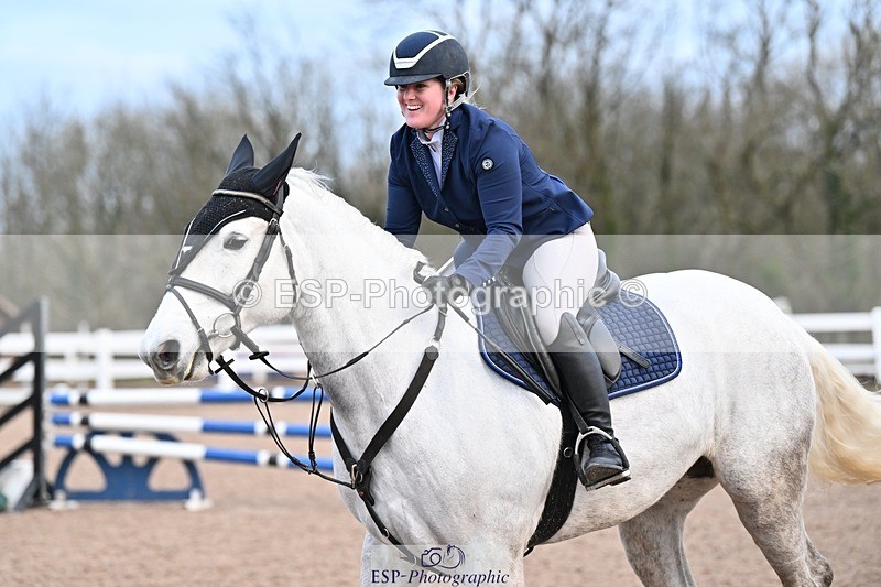 250112-091933-00642 - Cls 15 British Novice and 90cm Open