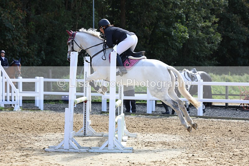 3E7A9423 - Class 9: Senior British Novice/90cm open