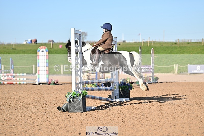 250401-172423-00403 - 70cm classes