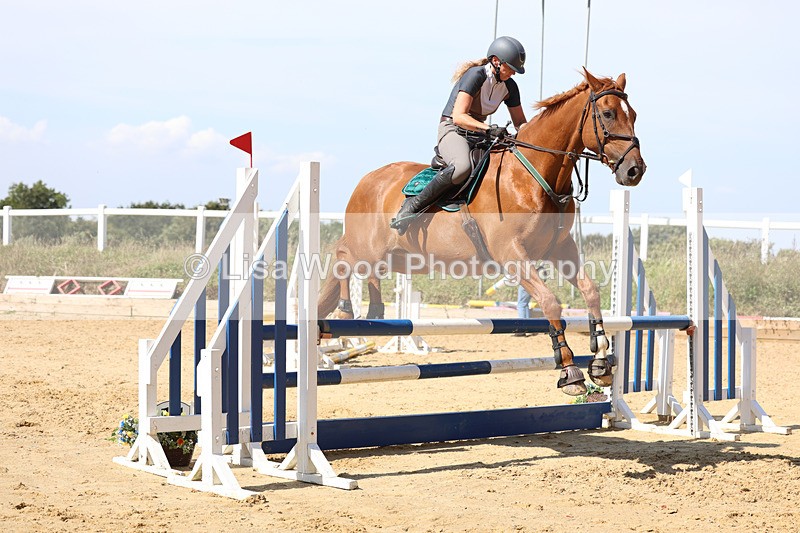 3E7A1585 - Class 10: 90cm open