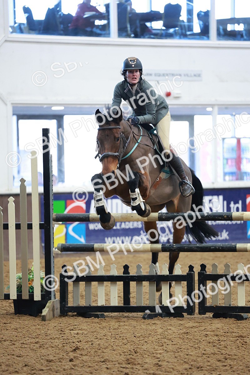 SBM_003583 - Class 11 - Senior Newcomers/ 1.10m Open