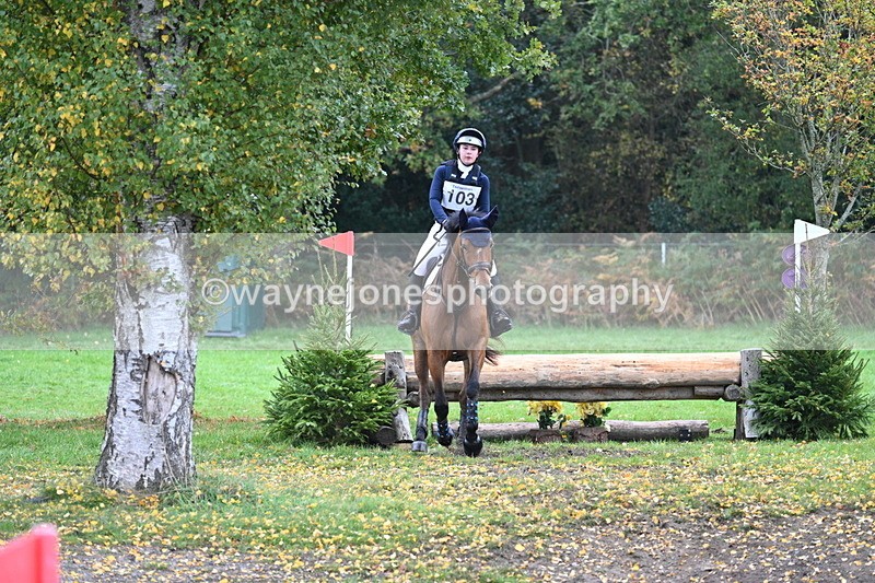 WJ7_3118 - Time 10:47 to 11:11 at the water