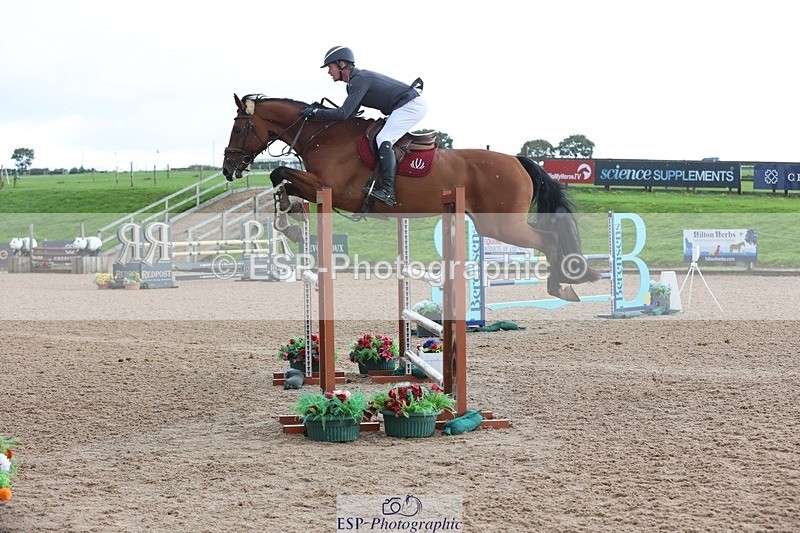 250911-123335-01494 - Cls 3 Snr Foxhunter