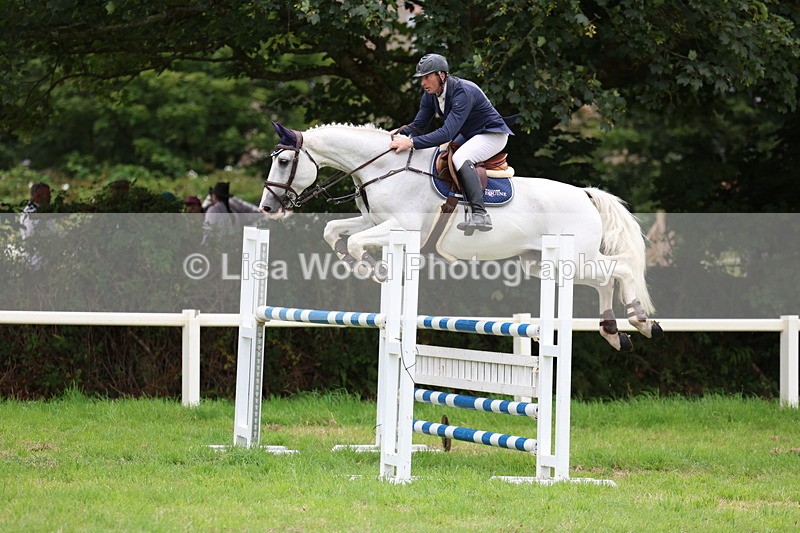 3E7A8353 - Class 8: Senior Foxhunter/1.20m open