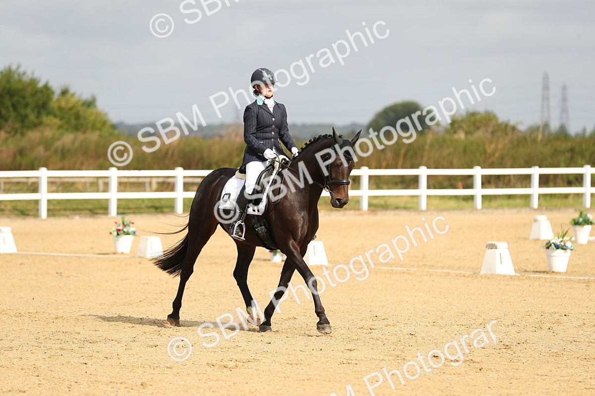 SBM_015541 - Class 13 - Novice 23 - 9.54-11.04