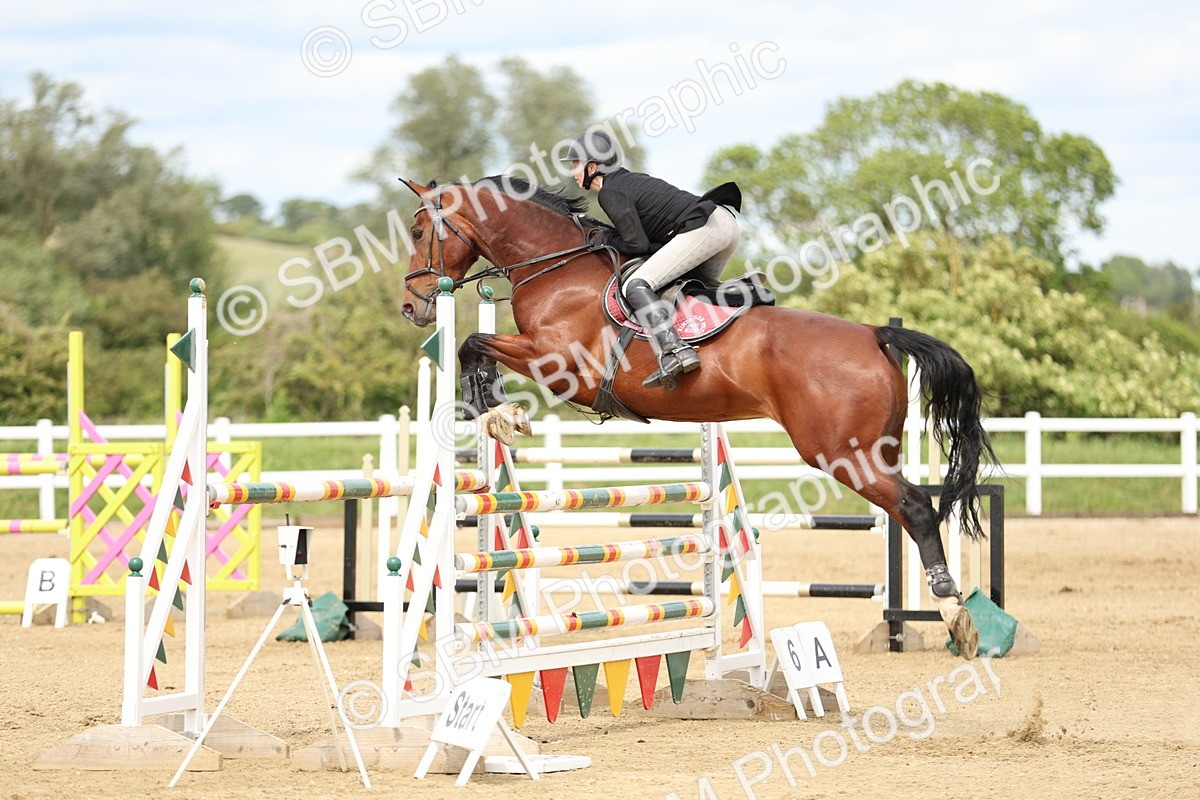SBM_001346 - Class 5 - Senior Foxhunter - 1.20m