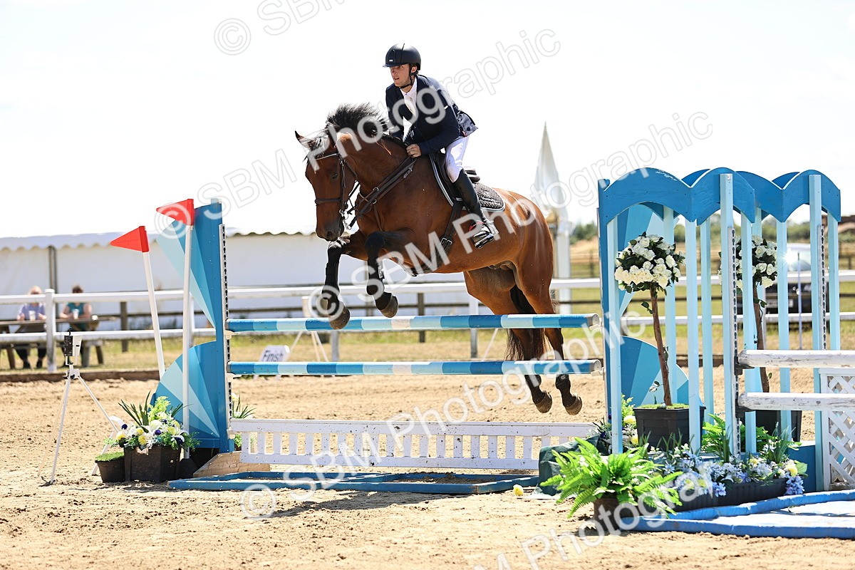 SBM_014797 - Class 15 - Senior Newcomers - 1.10m Open