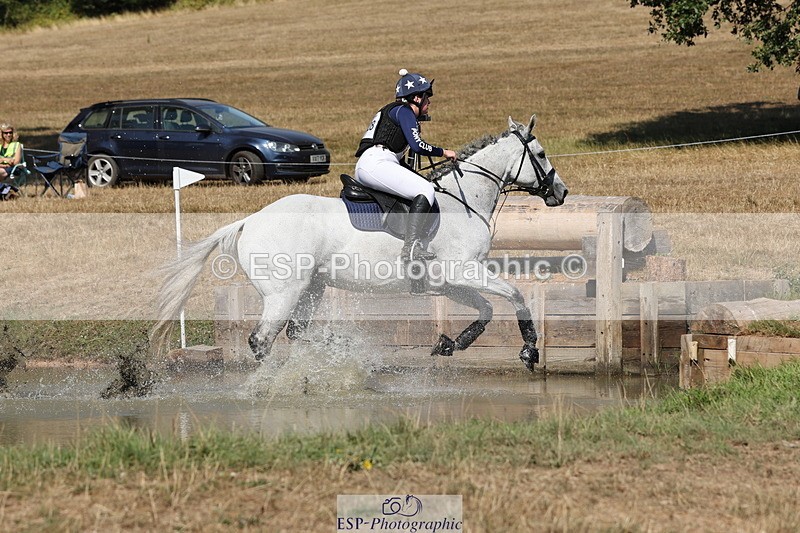 250824A-150417-39165 - 2128-Emily.Jones-Chesham.Rose