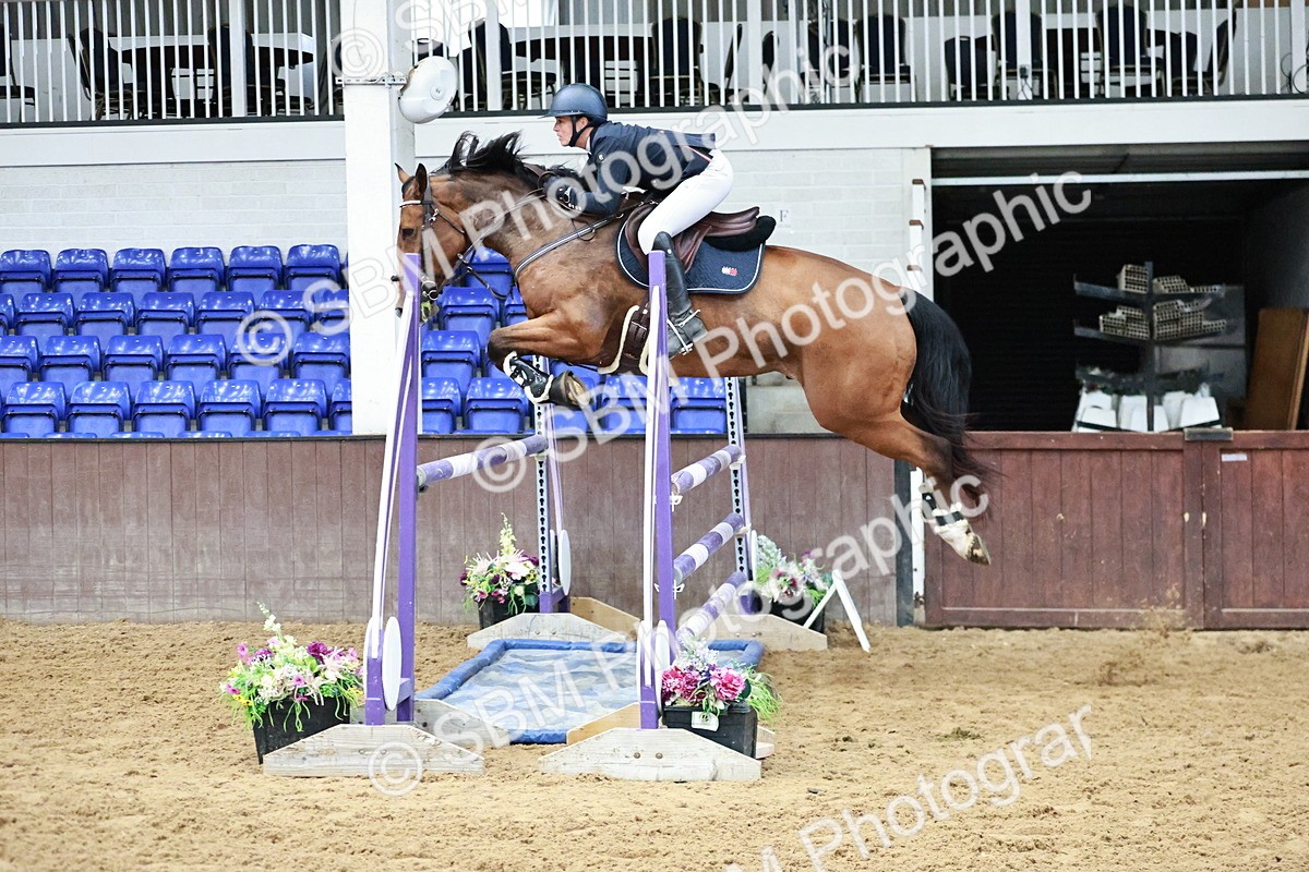 SBM_001241 - Class 4 - Senior Newcomers 1.10m