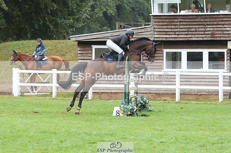 250830A-150514-07198 - Cls 16 Snr Newcomers and 1.10m Open