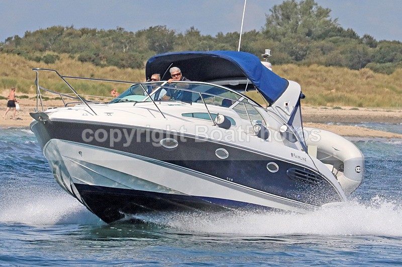 170813 KURED - FAIRLINE TARGA 30 1Y3A3024 - Motorboats - Open