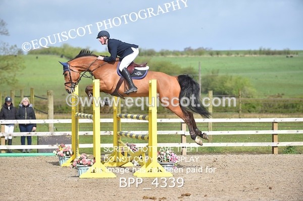 BPP_4339 - CLASS 10 RHS Foxhunter Championship Qualifier