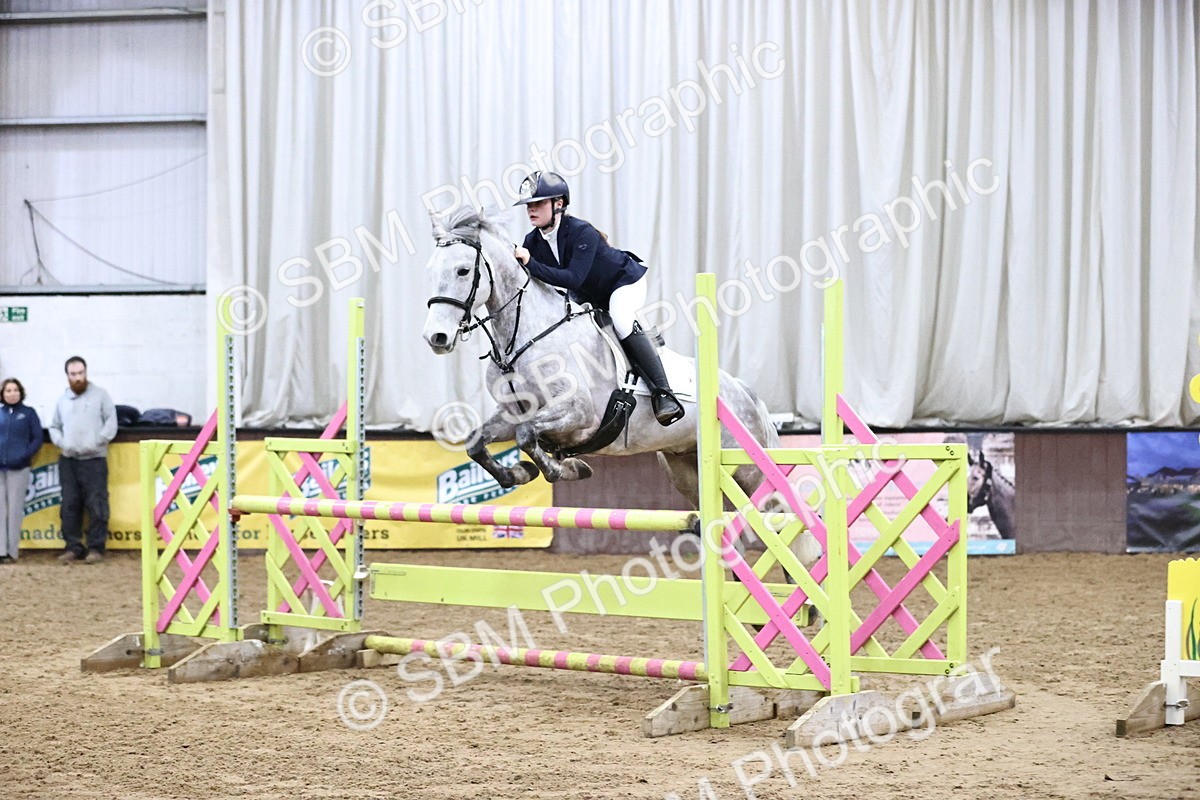 SBM_000883 - Class 4 - Blue Chip Pony Newcomers - 1.00m