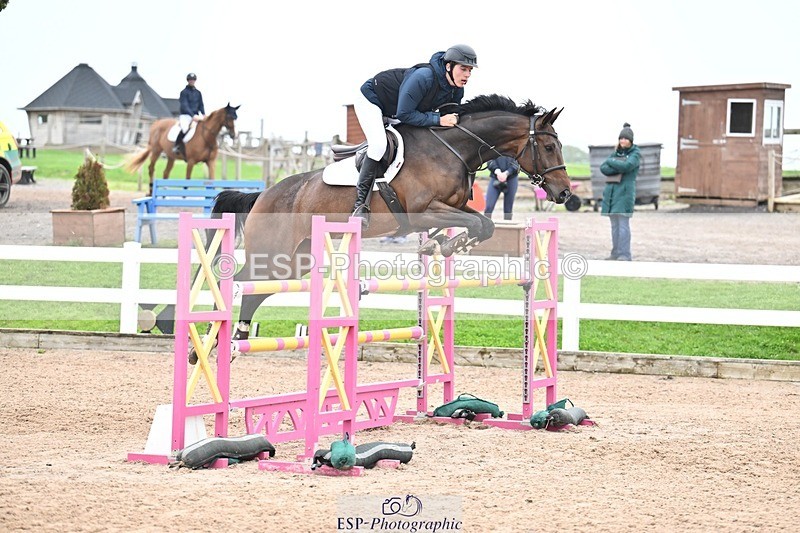 250917-135622-00745 - Cls 5 Foxhunter and 1.20m Open