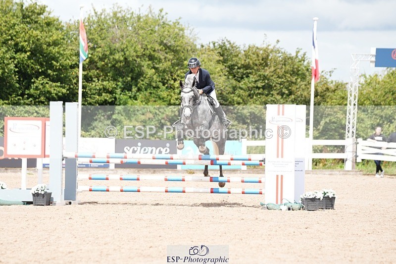 250731-120247-01584 - Cls 09  95cm Nat Am Qual