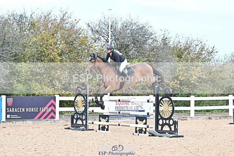 261028-142039-00934 - Foxhunter and 1.20m