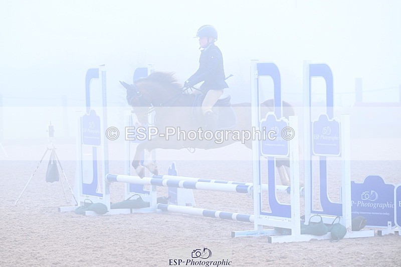 251115-094230-00348 - Cls 19 Clear Round 40cm