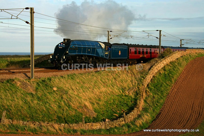 60007 Sir Nigel Gresley-Lamberton  16 April 2011 - Preserved Railways