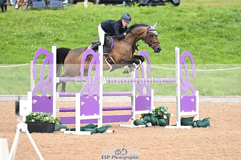 240630A-131216-13598 - Cls 25 HOYS 138cm Qualifier