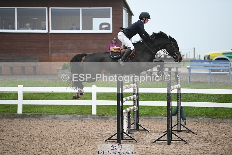 241103A-143740-08617 - SUN Cls 23 National 1.30 and 1.40m