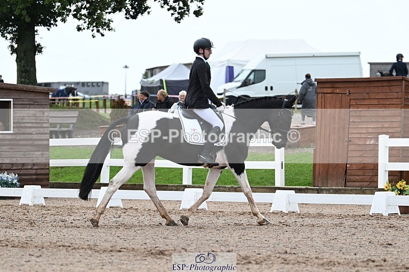 250907-115958-07325 - 020-Leo.De-ValentinoBarfields.Cosmopolitan