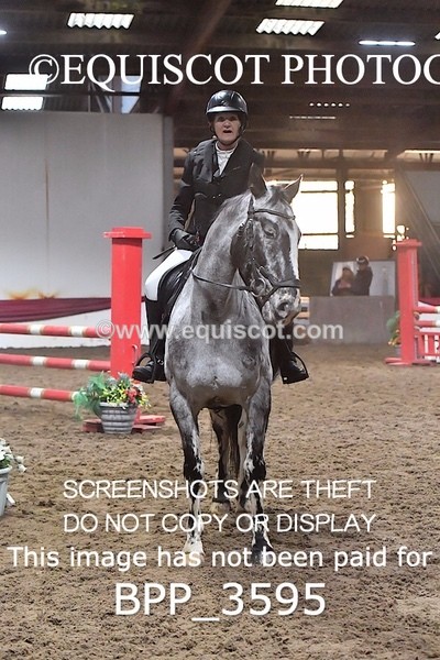 BPP_3595 - SUN CLASS 19 SENIOR  0.85m Amateur Championship Qualifier